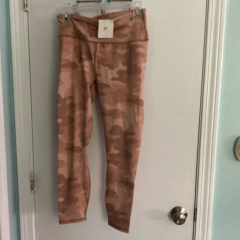 Women’s Camo Leggings
